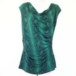 Vince Camuto emerald green sleeveless blouse